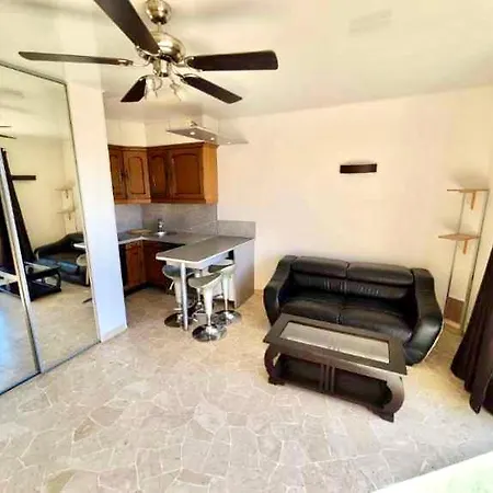 Appartement 2 Pièces Vue Avec Balcon/terrasse
